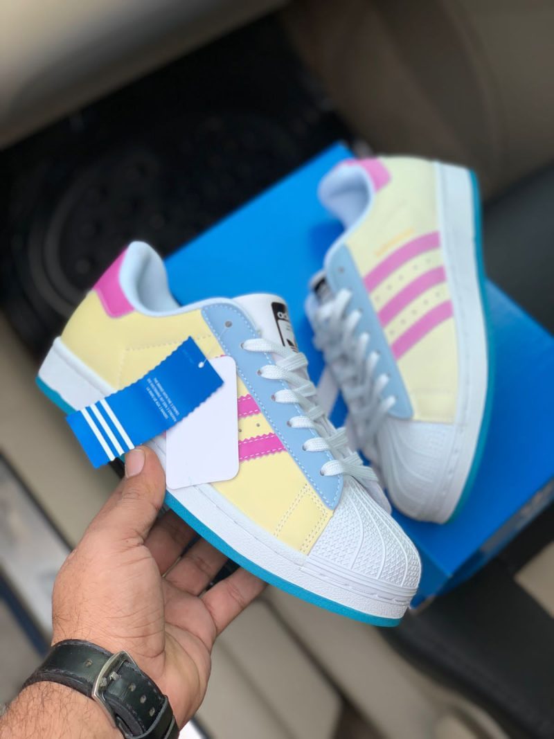 ADIDAS SUPER STAR UV