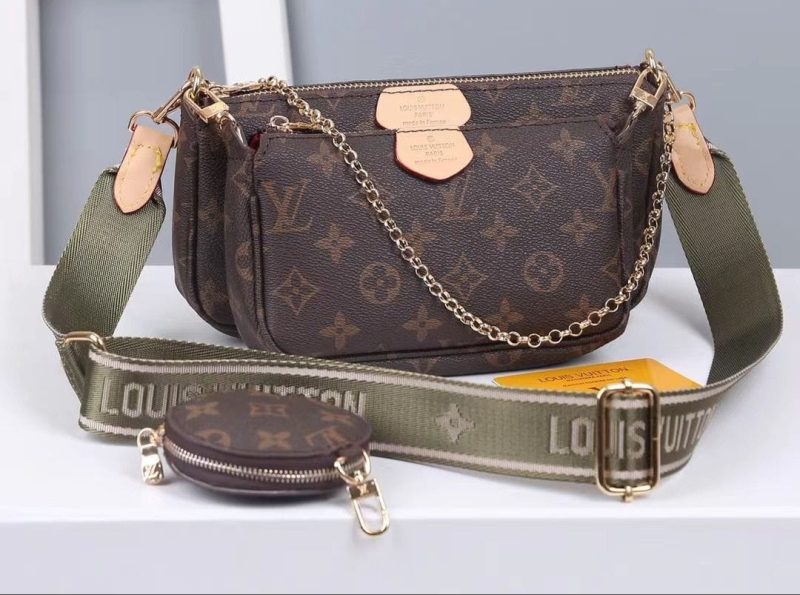 LOUIS VUITTON MULTI POCHETTE 3 in 1