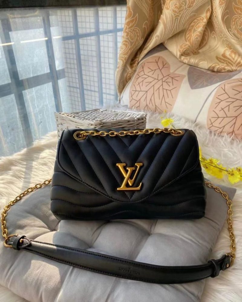 Louis Vuitton Lv New Wave Women Hand Bag