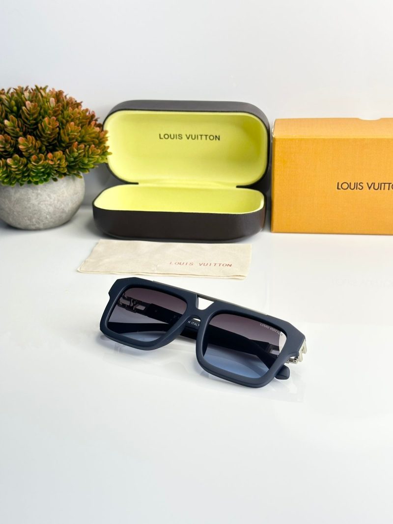 LV unisex sunglass