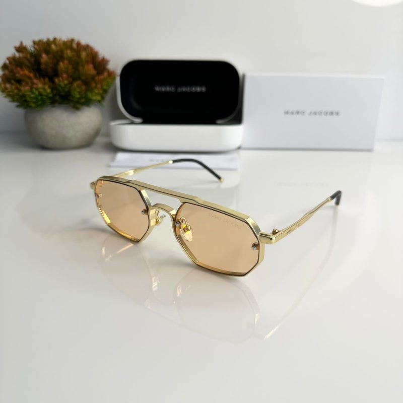 MARC JACOBS Sunglass