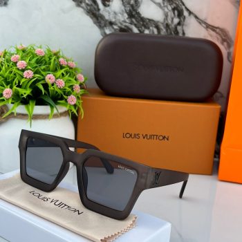 Louis vuttion Unisex sunglass