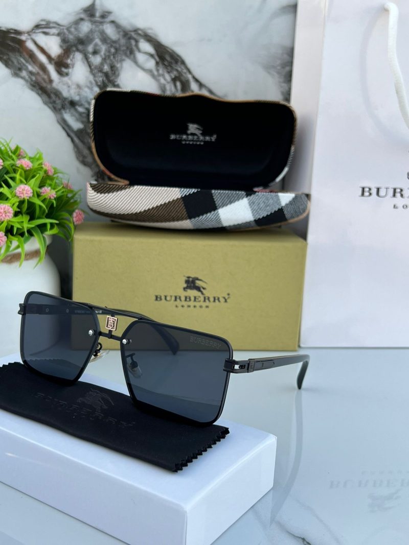 BURBERRY Unisex Sunglass