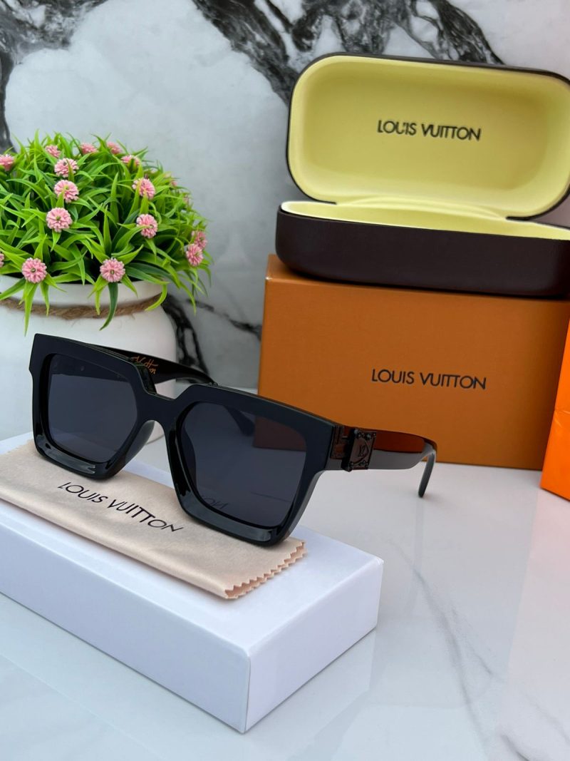 LOUIS VUITTON Unisex Sunglass