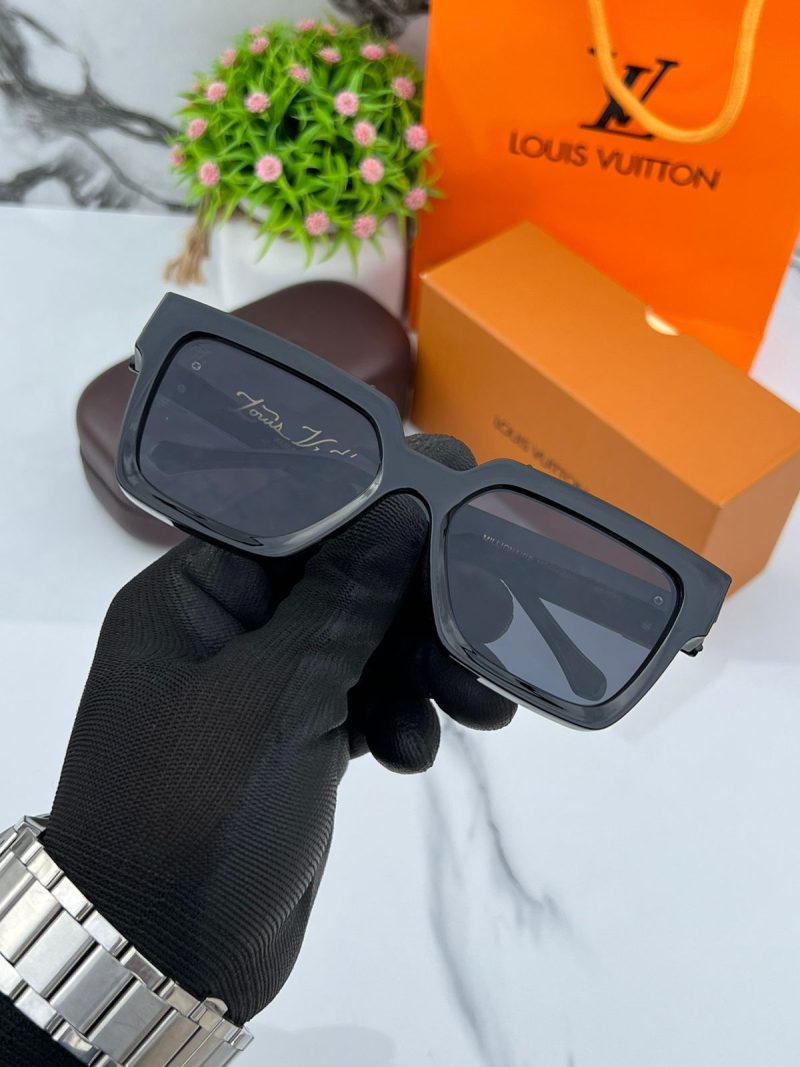 LOUIS VUITTON Unisex Sunglass