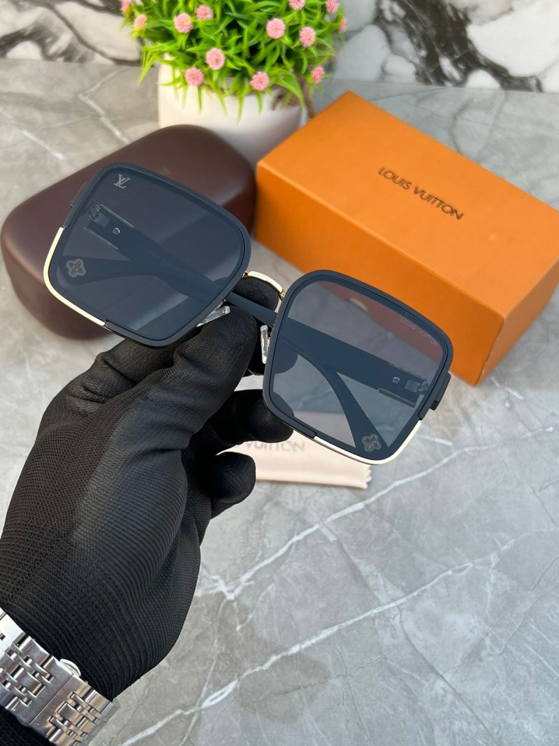 LOUIS VUITTON Unisex Sunglass