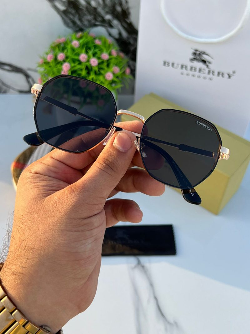 BURBERRY Unisex Sunglass