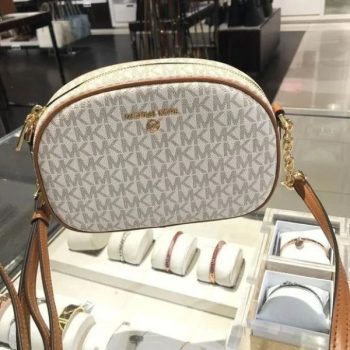 MICHAEL KORS SLING BAG