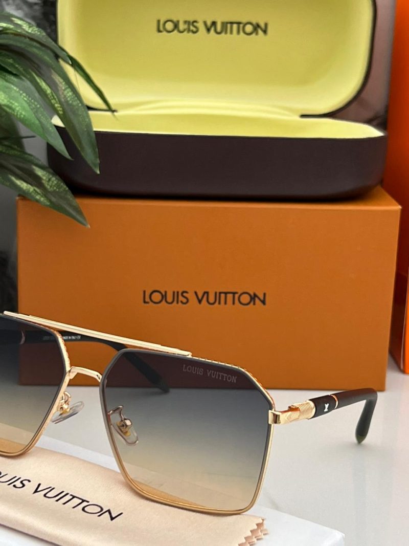 LOUIS VUITTON Unisex Sunglass