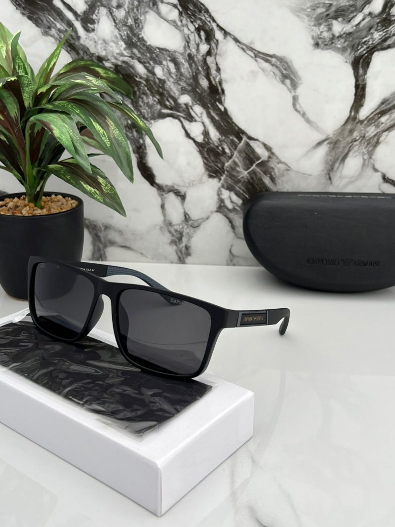 EMPORIO ARMANI Unisex Sunglass