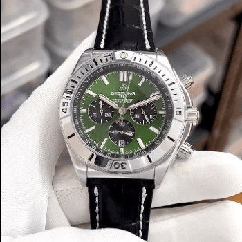 Breitling Men Watch - CHRONOMAT B01 44