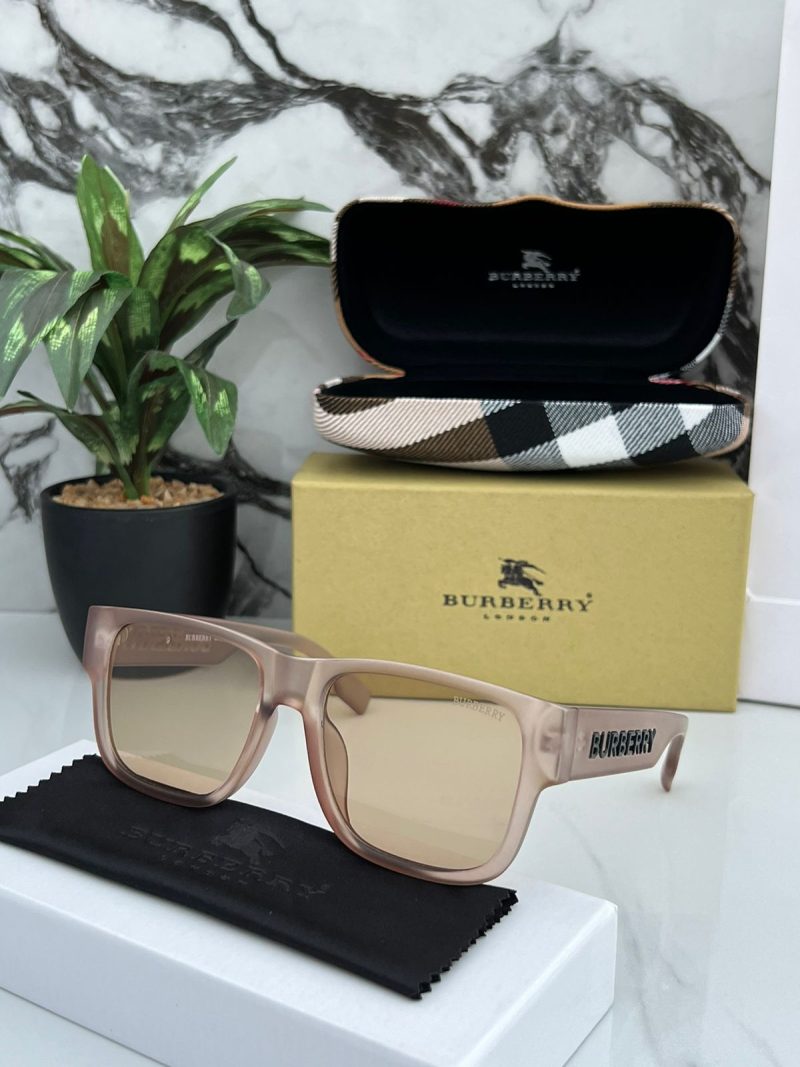 Burberry Unisex Sunglass